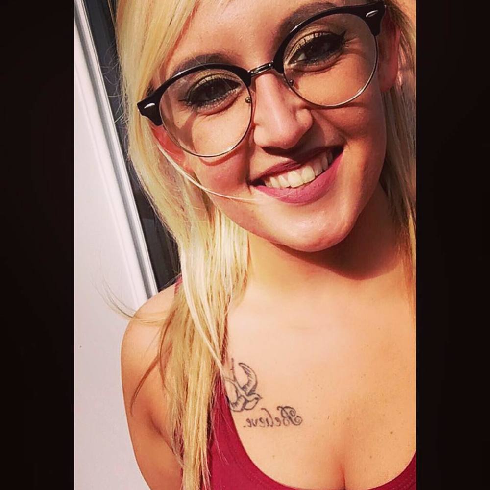 Meet your Posher, Kelsey